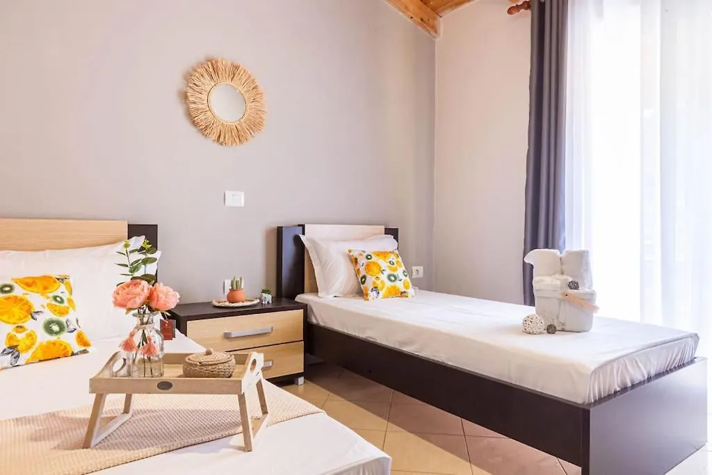 Potam'Sea Bliss 35- Beach Front, Sun Beds & Parking Himare 0*,