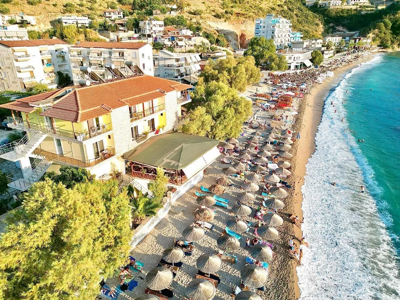 Lägenhet Potam'Sea Bliss 35- Beach Front, Sun Beds & Parking Himare